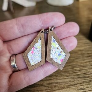 Jamielizabeth White Pastel Glitter Earrings